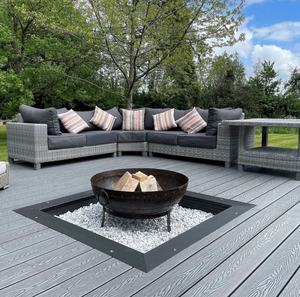 Fabricant chinois de platelage WPC gris foncé de haute qualité <span class=keywords><strong>terrasse</strong></span> composite à grain de bois 3D piscine jardin <span class=keywords><strong>terrasse</strong></span> WPC - Product Image 1