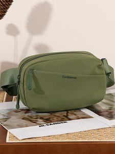 Bolso de pecho tipo bandolera impermeable antirrobo para mujer, estilo vintage, con múltiples bolsillos y cremallera - Product Image 2