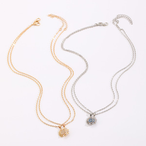 ขายส่งเสื้อผ้าอื่นๆ สร้อยคอแฟชั่นคู่รักแม่เหล็กดวงจันทร์ สำหรับผู้ชายและผู้หญิง ของขวัญเพื่อนสนิท เครื่องประดับอินเทรนด์ - Product Image 4