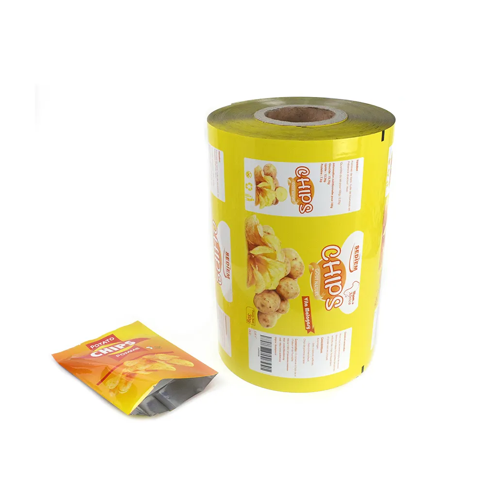 Venta caliente rollo de película PE PET compuesto de papel de aluminio película de plástico personalizado impreso embalaje bolsita patatas fritas rollo de película