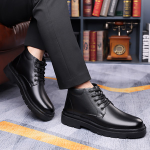 Bottes Martin pour hommes en cuir, à bout rond, à lacets, semelle extérieure en caoutchouc, doublure en fourrure, isolantes, chaussures formelles pour l'automne et l'hiver - Product Image 5