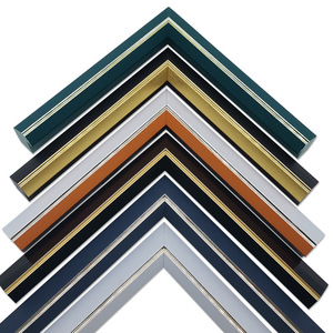 Marco para Cuadros Ps Line Frame Serie 3045, 30x45mm, Pintado en Negro y Verde, Estilo Moderno Minimalista, para Decoración de Paredes - Product Image 5