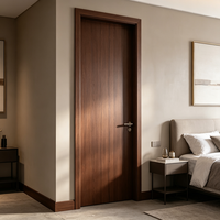 Porte de chambre contemporaine avec surface stratifiée en mélamine, durable, résistante à l'humidité, faible entretien, certifiée pour les salles de bain