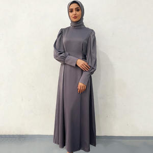 เดรสผ้าซาตินน้ำหนักเบาสไตล์ Abaya แฟชั่นใหม่ระบายอากาศได้ดีสำหรับฤดูร้อน - Product Image 2