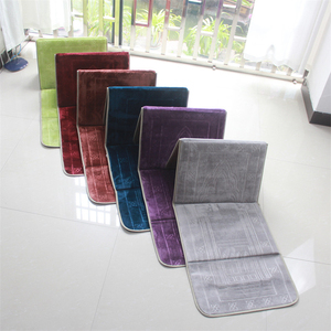 Tapis de prière de Sajadah de chaise de l'islam de velours portatif de relief super plus doux populaire de vente pour le ramadan - Product Image 4