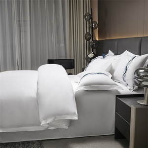 Juego de Ropa de Cama de Cuatro Piezas de Color Sólido para Hoteles de Cinco Estrellas - Product Image 2