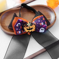 Automne et hiver 2025 nouvelles décorations d'halloween tête de citrouille fantôme araignée collier d'arc pour animaux de compagnie pour chiot chat Halloween