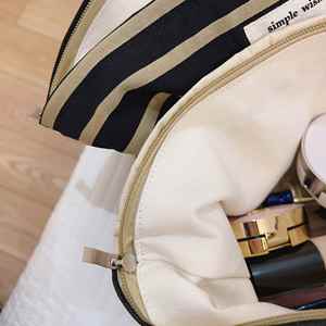 Beauty Cotton Make up Travel <b>Bag</b> Wholesale Gold Zipper Canvas Cosmetic <b>Bag</b> With Tassel Custom Logo - Product Image 5