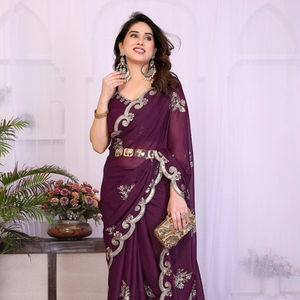 Tissus exclusifs pour saris traditionnels en coton lourd à motif floral organique - Broderie de sequins sur la blouse - Vente en gros - Product Image 1