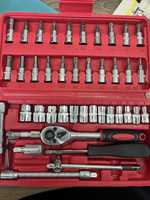 Juego de Herramientas Mecánicas Profesional de 46 Piezas, con Llave de Trinquete de 3/8'', Vasos Métricos, Puntas Torx/Hexagonales, Extensiones y Caja de Herramientas Manual