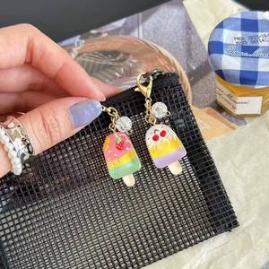 CHENXI Porte-clés et breloques en résine et acrylique en forme de crème glacée, style Kawaii, accessoires pour sacs, cadeaux - Product Image 1