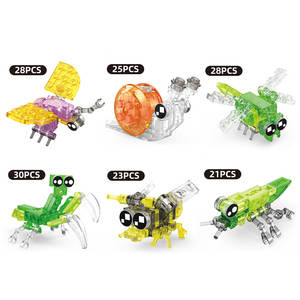 6in1plastic Mini Crystal Insect World Blocks Toy Set in 65mm Capsule Pack - Product Image 3