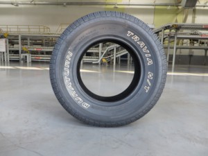Chine Pneu de voiture de tourisme de haute qualité <span class=keywords><strong>TRAVIA</strong></span> H/T LT235/80R17 Taille - Product Image 4