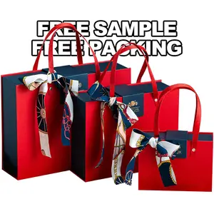 Free sample In stock 7 days delivery gift boxes wholesale Recyclable gift boxes for small business gift box with handle