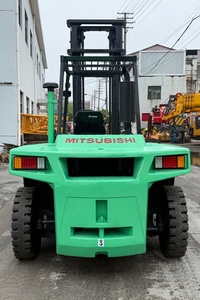 Chariot élévateur diesel Mitsubishi 8 tonnes, mât à trois étages, pneus pleins, commande assise, utilisation en intérieur, usine de fabrication, 4 roues motrices, neuf - Product Image 2