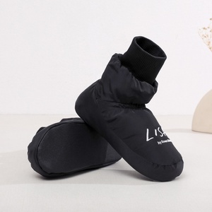 Bottes d'échauffement bon marché Bottes de neige pour femmes Ballet Dance Winter Bottes de neige courtes pour femmes Bottes de neige d'hiver en laine Ballerina pantoufles - Product Image 4