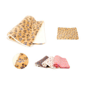 Yommy <b>Pet</b> <b>Blanket</b> 40x60cm Soft Fleece Paw Print Pattern All Seasons Indoor Use for Dogs - Product Image 6