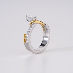 Bague en diamant créé en laboratoire en or massif 14 carats pour femmes, bijoux fins au design intemporel et à la brillance éclatante - Product Image 4