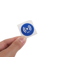 Etiqueta NFC Inteligente RFID HF 13.56MHz Personalizada al por Mayor con Impresión de Código QR, Resistente al Agua, para Acceso a Hoteles y Pagos sin Efectivo