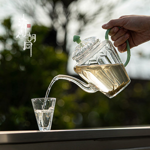 Théière en verre transparent avec couvercle, résistante à la chaleur, service à thé domestique pour la préparation du thé vert, printemps 2024 - Product Image 4