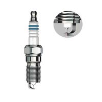 Bougie Q6RTP-13 1S7J12405EB pour Chery QQ 0.8 2004 - 2008 / QQ3 2006 - 2014
