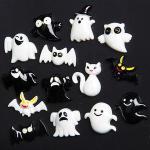 Paso Sico nero bianco fantasma volante forniture per unghie 3D resina Kawaii gatto 3D decorazione per Nail Art disponibile Design misto 3D - Product Image 3