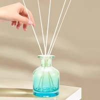 Diffuseur d'aromathérapie en verre noir de luxe personnalisé en gros, flacon vide pour diffuseur à roseaux avec bouchon