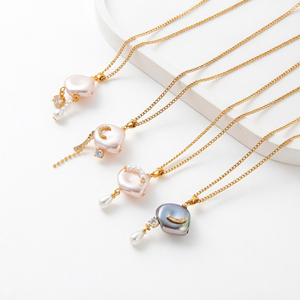 Collier pendentif nuage plaqué or 18 carats avec perle baroque, lune, étoile et zircon incrusté, chaîne à maillons pour femme, idéal pour les soirées - Product Image 1