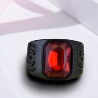 Nouvelle bague de mariage tendance pour homme en alliage or rouge rubis style punk pour la vente en gros