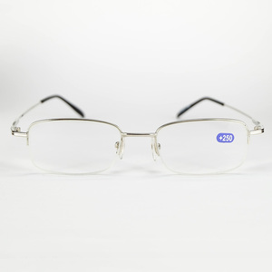 <span class=keywords><strong>Gafas</strong></span> <span class=keywords><strong>de</strong></span> <span class=keywords><strong>lectura</strong></span> <span class=keywords><strong>de</strong></span> medio MARCO <span class=keywords><strong>DE</strong></span> Metal delgadas para mujer <span class=keywords><strong>de</strong></span> alta <span class=keywords><strong>calidad</strong></span>, <span class=keywords><strong>gafas</strong></span> <span class=keywords><strong>de</strong></span> hipermetropía <span class=keywords><strong>de</strong></span> <span class=keywords><strong>buena</strong></span> <span class=keywords><strong>calidad</strong></span> con características inteligentes hechas <span class=keywords><strong>de</strong></span> aleación - Product Image 2