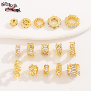 Perles d'espacement en zircon plaqué or NANTONG, formes variées, pour la fabrication de bracelets, accessoires de bijoux DIY - Product Image 1