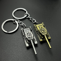Colgante único para coche para hombre, con un modelo de tanque T34 hueco de la Segunda Guerra Mundial, adecuado como pequeño regalo, llavero