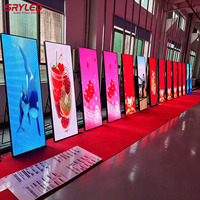 Totem Pubblicitario Pieghevole 640x1920mm P1.86 P2 P2.5, Schermo LED Pubblicitario Pieghevole a Tre Ante per Interni, Display per Poster
