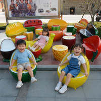 Chaises et tabourets de loisirs en fibre de verre en forme de fruits, sculpture pour les jardins d'enfants et les centres commerciaux - Décoration extérieure, thème végétal fait main