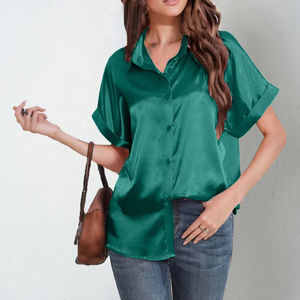 เสื้อคอเต่ามีกระดุมผ้าซาตินสไตล์ยุโรปอเมริกันโลโก้ออกแบบได้ตามต้องการเสื้อเชิ๊ตแขนสั้นสีพื้นแบบลำลอง - Product Image 1