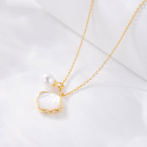Natural Seashell Necklace Gold Chain Pearl Pendant Everyday Wear Fine Jewelry - Product Image 4
