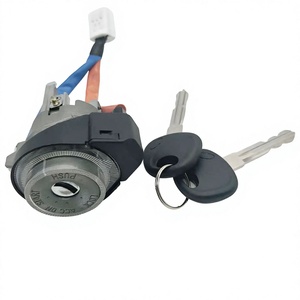 Boîtier de fusibles breveté Orite à 12 voies pour faisceau de câblage automobile 12V, isolation PVC, IP20, personnalisable - Product Image 3