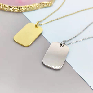 Kalung liontin persegi panjang mini minimalis berlapis emas 18k, polos, dapat diukir pesan/nama pribadi, untuk wanita - Product Image 1