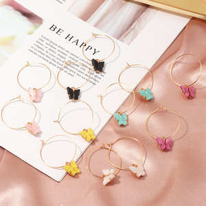 Artlady coreana in oro placcato simpatico animale charm in acrilico ciondoli <span class=keywords><strong>gioielli</strong></span> in lega per ragazze orecchini a cerchio <span class=keywords><strong>gioielli</strong></span> religiosi cristiani - Product Image 3