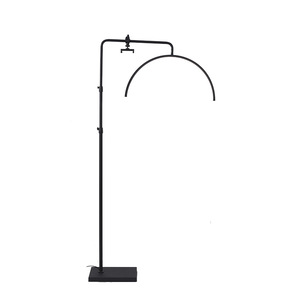 Lampe multifonctionnelle demi-lune dorée pour vidéo, éclairage annulaire pour cils, idéale pour salon de beauté, tatouage, photographie, et lit de pose pour extensions de cils - Product Image 1
