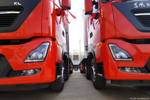 Dongfeng Tianjin KR Camion frigorifique diesel à toit élevé Chambre double Nouveau design Bonne qualité 4x4 Roues motrices manuelles Fourgonnette <span class=keywords><strong>d</strong></span>'<span class=keywords><strong>occasion</strong></span> - Product Image 5