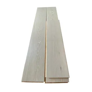 Pisos de vinil laminados de madeira Lvt para piso de madeira A3 A4 à prova de fogo PVC laminado com bloqueio de clique