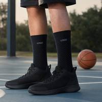 Chaussettes de sport Chevron avec soutien de la voûte plantaire, chaussettes de créateur, chaussettes mi-mollet personnalisables avec logo, idéales pour les activités de plein air et les sports d'équipe