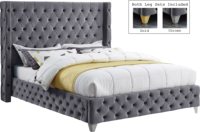 Combohome Cama Moderna Tapizada en Terciopelo, Estructura de Roble Macizo, Acolchado Profundo con Botones, Acabado Cromado Dorado, Gris, Ecológica