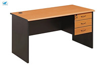 Bureau de Direction Professionnel avec Trois Tiroirs, Ignifugé, Coloris Cerisier Beige, Prix Abordable