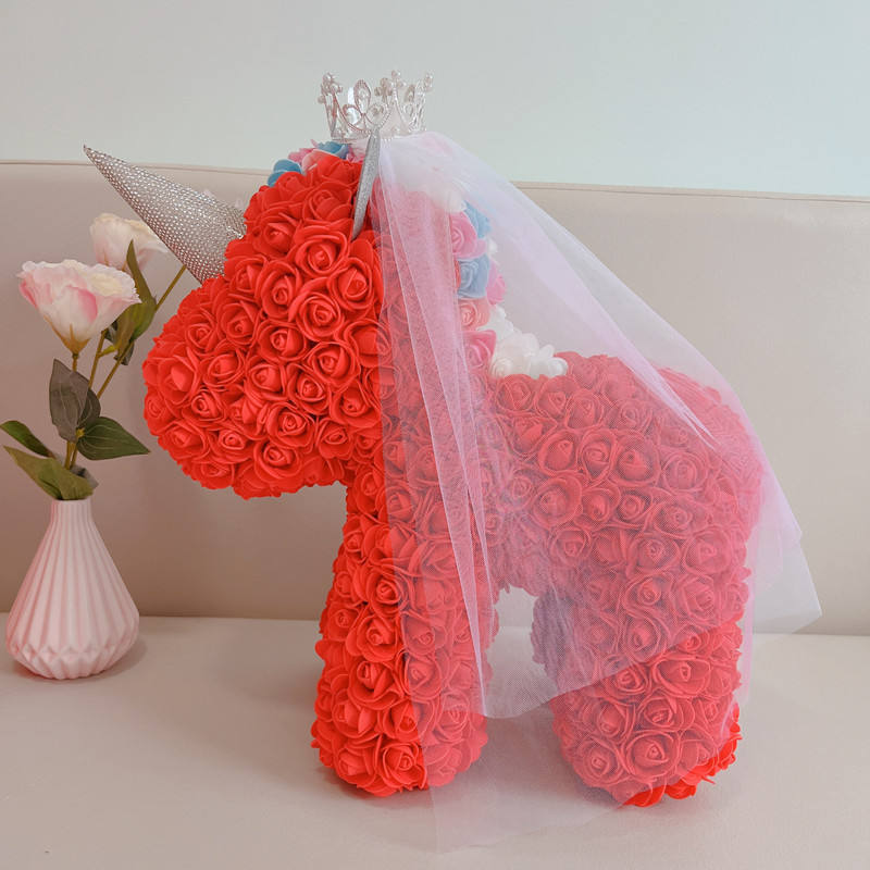 ผ้าคลุมหน้ามงกุฎขนาดใหญ่สีแดง