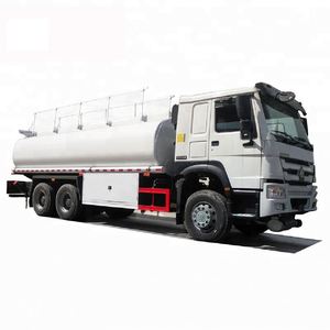Sinotruk HOWO Optimal 6x4 Drive Tank Truck New Manual/Automatic High Load Capacity Oil Transportation 15001-30000L Tank Volume - Product Image 2