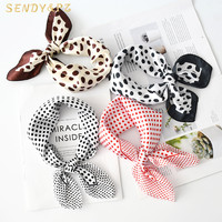 Nouveau design été coloré à pois imprimé léopard 50*50cm soie Satin carré écharpe femmes tête foulards Bandanas en gros