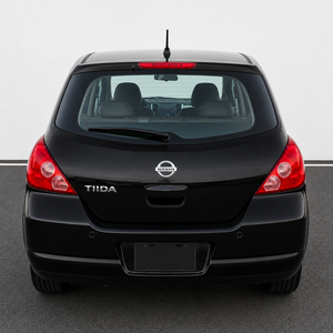 Nissan Tiida Hatchback Usado, Compacto, con Asiento de Cuero, Motor MR18DE Automático, Estable y Duradero, para Suministro Global al por Mayor - Product Image 2