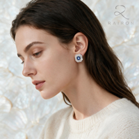 Boucles d'oreilles clous de luxe en moissanite bleue taille ronde, en argent sterling S925 plaqué rhodium, certifiées GRA, cadeau classique pour femme